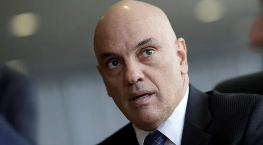 ManifestoComuna's tweet photo. O relato de Moraes que contrapõe a versão à PF dos agressores do ministro https://t.co/WgSHQJarZJ https://t.co/gasBXBlYa4