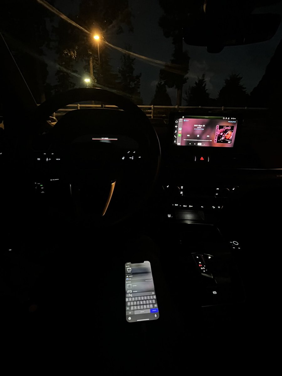 monkeydialogues's tweet photo. come outside https://t.co/pDS4w48P3Q