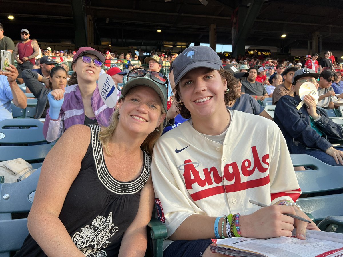 Leigh Jeter tweet media