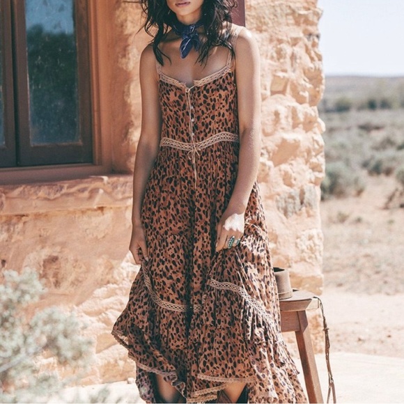 So good I had to share! Check out all the items I'm loving on <a href="/Poshmarkapp/">Poshmark</a> #poshmark #fashion #style #shopmycloset #parker: posh.mk/paVD33auuBb