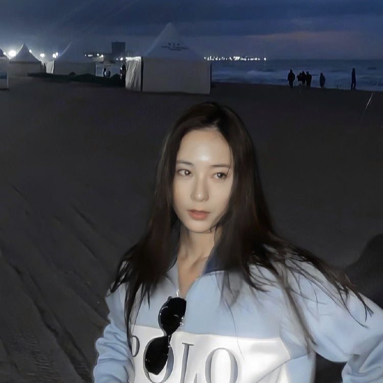 cherche/recherche rpl/rpdm

hello, pas nouvelle ici, juste besoin de nouvelles têtes dans ma tl et dans mes dms!! 

- fav: follow, dm 
- rt appréciés