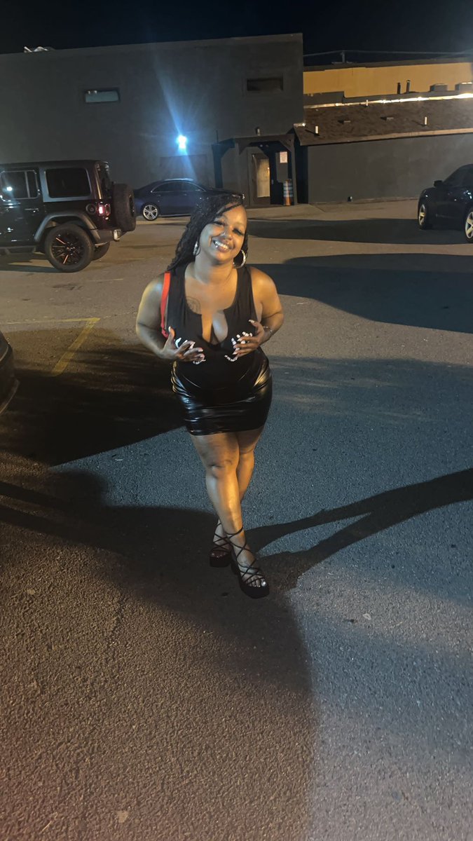 RolisaCain's tweet photo. Pippen Year slowly approaching!! Year 33❤️🤞🏽😘🎉 #leo #pippenyear #cornbreadfed #latenights😎 #fypシviral https://t.co/ZaiMJxx2PL