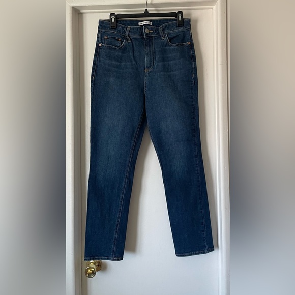 Stylespick2's tweet photo. So good I had to share! Check out all the items I'm loving on @Poshmarkapp from @TiffanyGamblin #poshmark #fashion #style #shopmycloset #elizabethandjames #threadsupply: https://t.co/ina7U8MBva https://t.co/ug2b3j1NfI