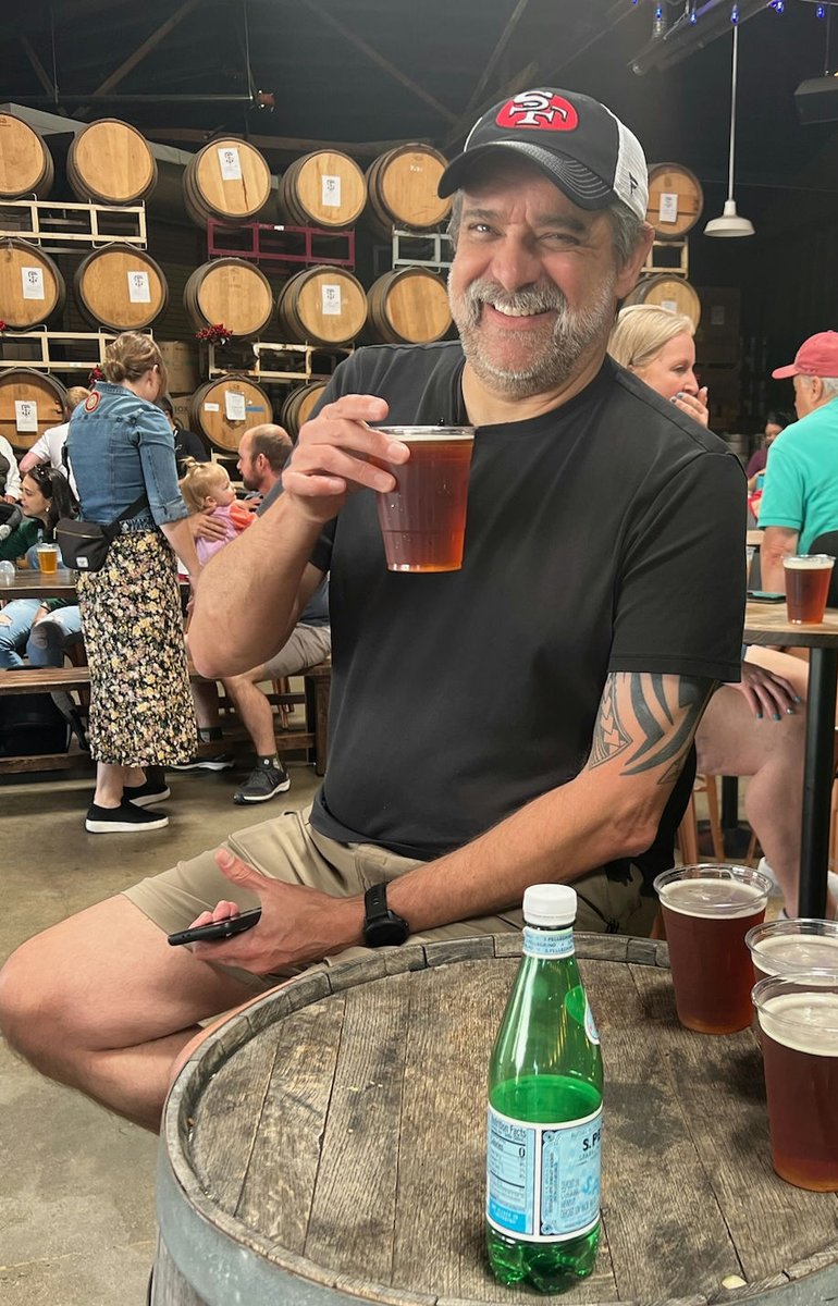 williambsmithjr's tweet photo. Our first (and likely last) hurrah at Anchor Public Taps in S.F.  Fare thee well, Anchor Steam! https://t.co/LaWDEIw1p0
