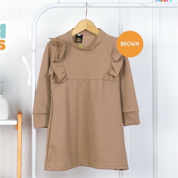 DShoponthecheap's tweet photo. So good I had to share! Check out all the items I'm loving on @Poshmarkapp #poshmark #fashion #style #shopmycloset #chicos #danabuchman #kidsdiary: https://t.co/9WdVaNAxpN https://t.co/bKJwdEmia2