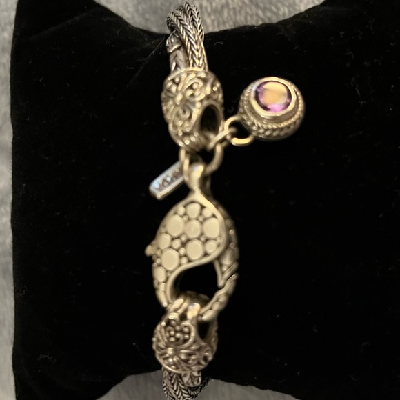 END10381's tweet photo. So good I had to share! Check out all the items I'm loving on @Poshmarkapp from @EmilyJo32573944 #poshmark #fashion #style #shopmycloset #sarda: https://t.co/5L5i8diy1N https://t.co/Aq8KVfeN8n