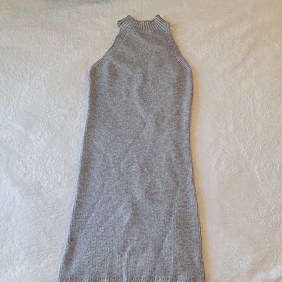 RobinRy1963's tweet photo. So good I had to share! Check out all the items I'm loving on @Poshmarkapp #poshmark #fashion #style #shopmycloset #lovefirstsight #charmedmemories #thenorthface: https://t.co/OL4AIyFZnB https://t.co/3UQYST5UlZ