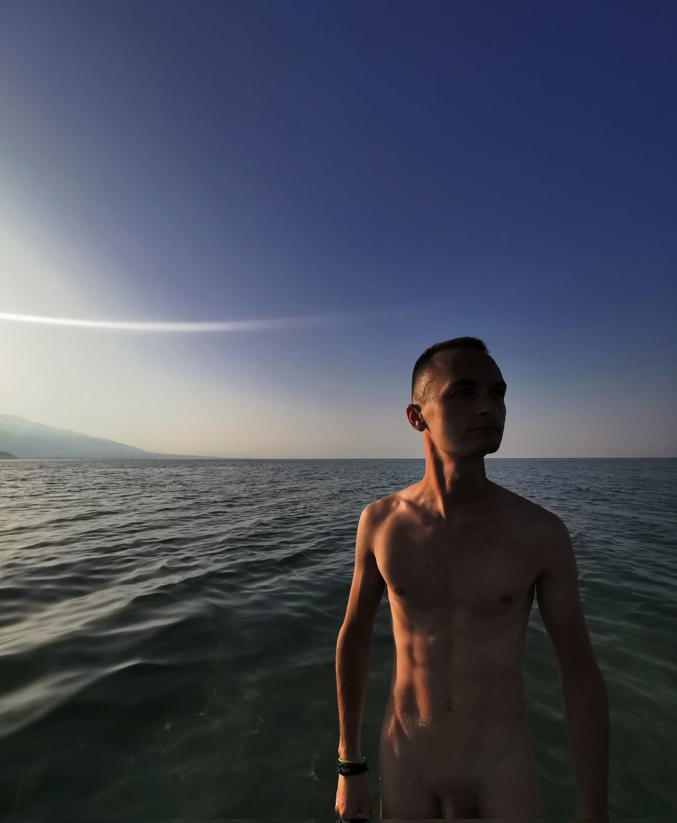 🌊