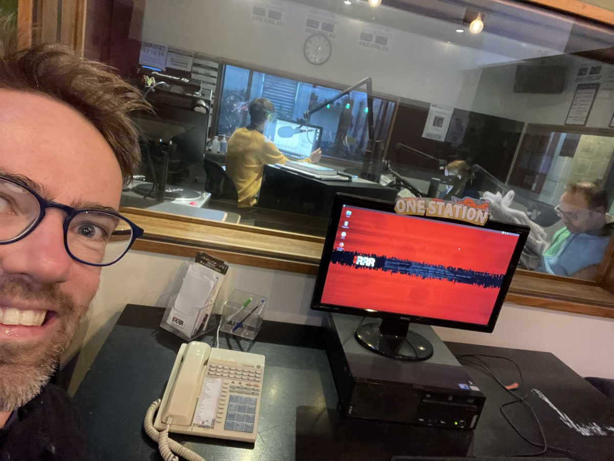 samdrummond's tweet photo. Feeling hungry and about to join the @breakfasters on @3RRRFM to talk about Broke. 

Listen in: https://t.co/TTYOQ2w3he https://t.co/NuJMP34s9x