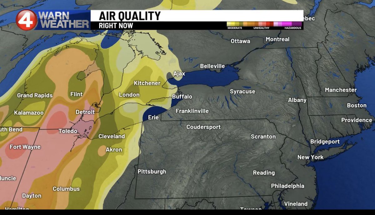 BryanJDever's tweet photo. @wx_MikeDoyle @JeremyWGR @news4buffalo anybody else catch the Buffalo face? https://t.co/4vZ4qQOaaP