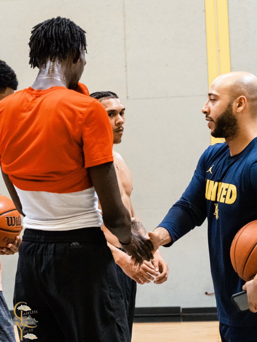 Malak Malak tweet media