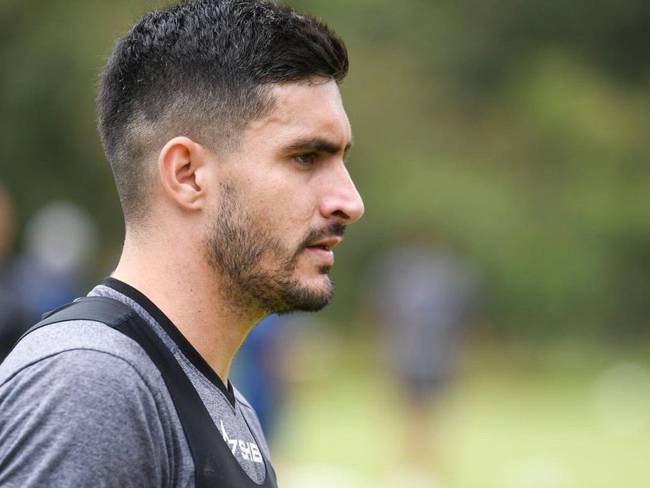 juniorlpr1924's tweet image. 🎙️Guillermo #Celis x @VBarCaracol. 

“Es triste ver cómo #Junior respeta a sus rivales en casa. Deben mejorar mucho”. 

La crítica del ex ‘Tiburón’ al actual equipo.