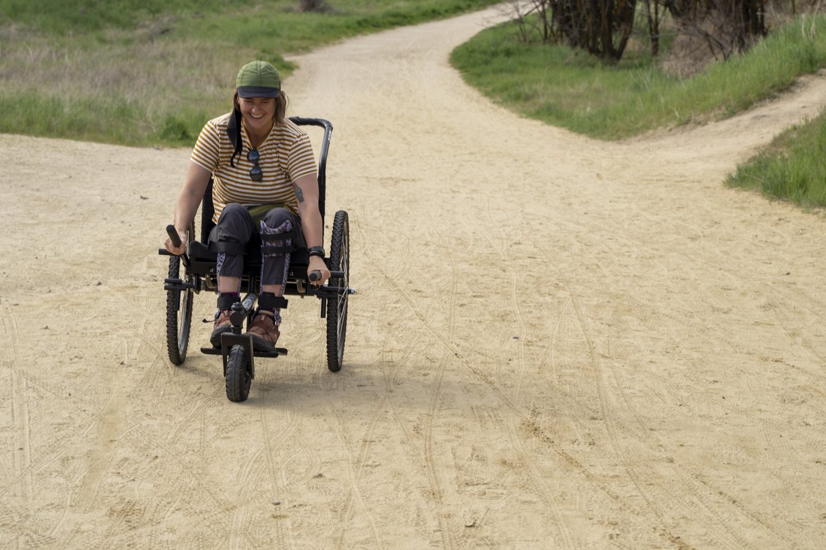 Candid moments like this one >>> 😄 What’s got YOU smiling from ear to ear?

#OutdoorScenery #WheelchairExplorer #WheelchairOutside #EmbraceTheOutdoors #IAmAdaptive