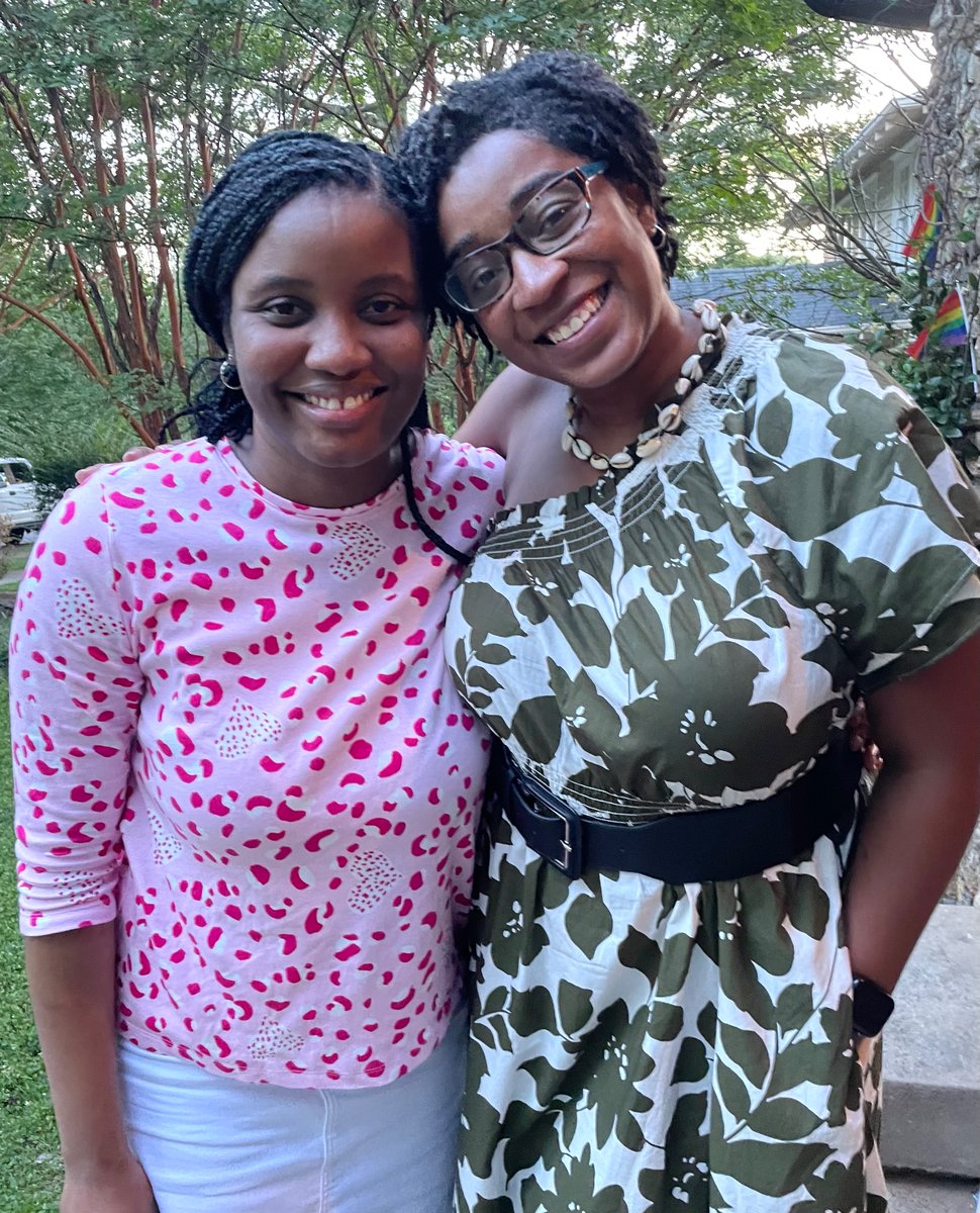 Lynn T. Matthews tweet media