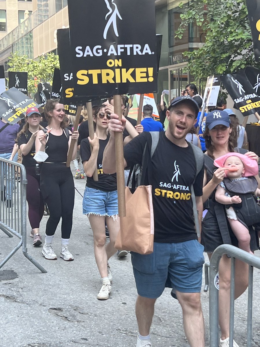 sagaftra's tweet image. 💪 #ICYMI (who are we kidding?) #sagaftramembers are showing up across the country in #solidarity and we're going to get a FAIR CONTRACT! #SAGAFTRAstrike #SAGAFTRAstrong #Power2Performers