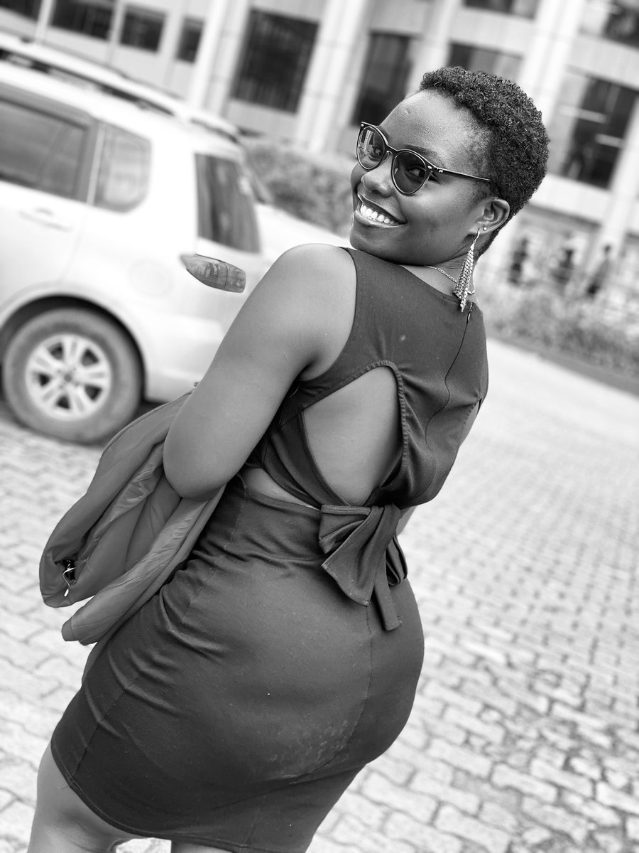 PearlKJG's tweet photo. It’s my birthday y’all 📆 https://t.co/iYE9lTBnHE