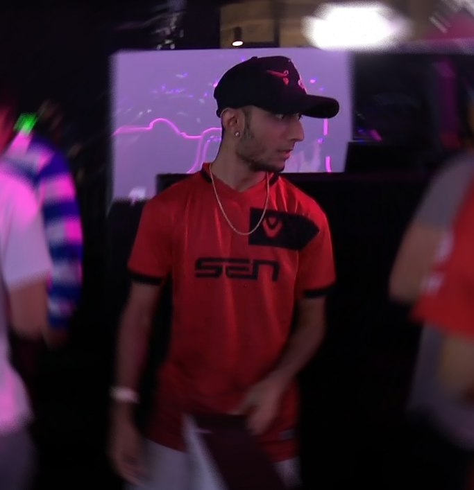 NRGgg's tweet photo. Wait a second, hold on 🤨 https://t.co/zvtS8eL4CG
