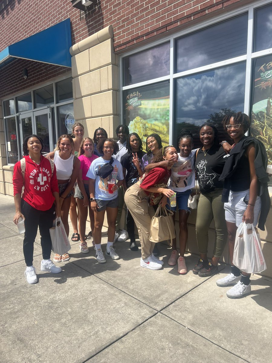 Coastal Women’s Basketball tweet media