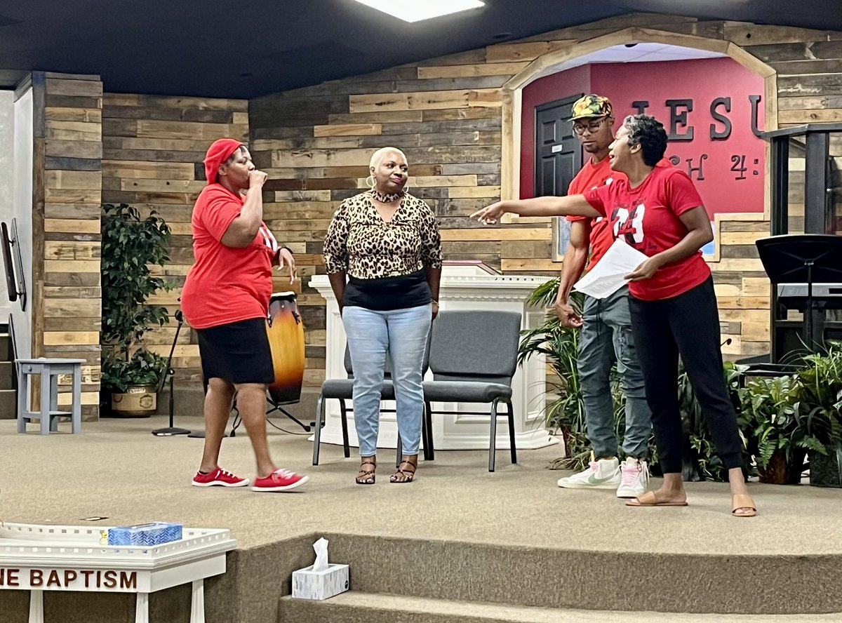 TheDrDawn's tweet photo. ๐๐พ๐ญ Another great rehearsal for the upcoming production of Waiting Room "The Seanton Jorden Story"!
Get #EarlyBird tix for Sept 9th at https://t.co/uQXgOAG7kl! ๐๏ธ
#TheDrDawn #CertifiedLifeCoach #Theater #WR23 #SeantonJordenStory #GunSafety #TheStoryWillBeTold #KHTBProductions https://t.co/H6hv65e4z7