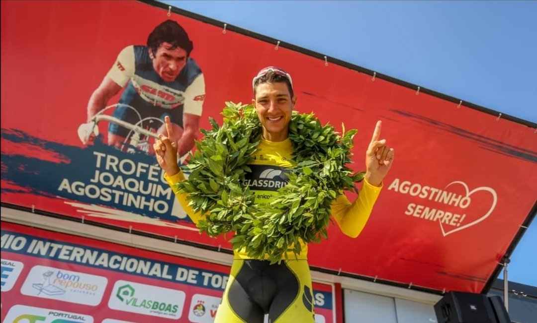 IsabelGuarino1's tweet photo. Un genio 1️⃣
@Mauri_Moreira18
Felicidades Campeón 👋👋👋👋 https://t.co/xBa7wgBMMk