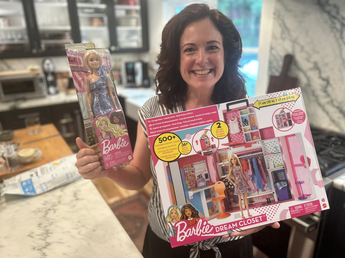 Rebecca Lavoie tweet media