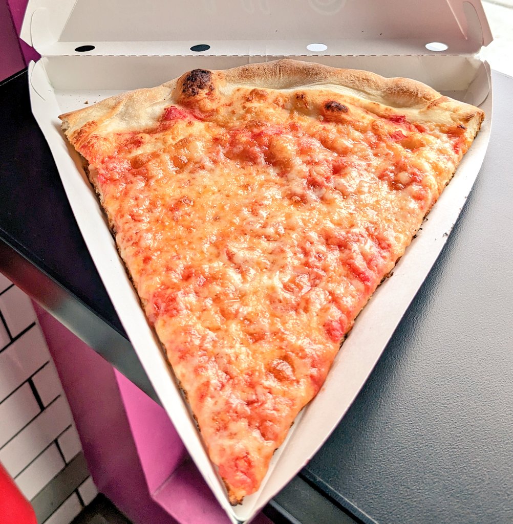 eat_dc's tweet photo. First time trying Slice & Pie (2221 14th St NW). Solid slice that reminds me of Joe's in NYC, though it could use a tad more sauce. Definitely want to try the upside-down Sicilian square (sauce on top) when I have a little more stomach space. https://t.co/xrSswlbnAq