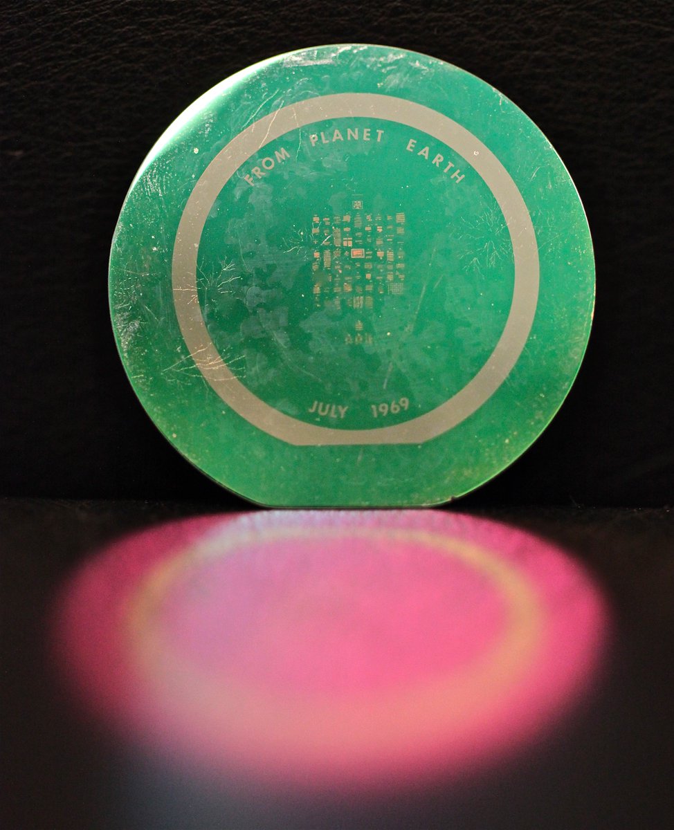 FutureJurvetson's tweet image. 𝗙𝗥𝗢𝗠 𝗣𝗟𝗔𝗡𝗘𝗧 𝗘𝗔𝗥𝗧𝗛 
On July 16, 1969, Apollo 11 took flight to the moon. In the days that preceded the launch, the U.S. scrambled to assemble 116 letters from heads of state  that would be left behind on the moon. I have this test run of the Apollo Goodwill Disc…