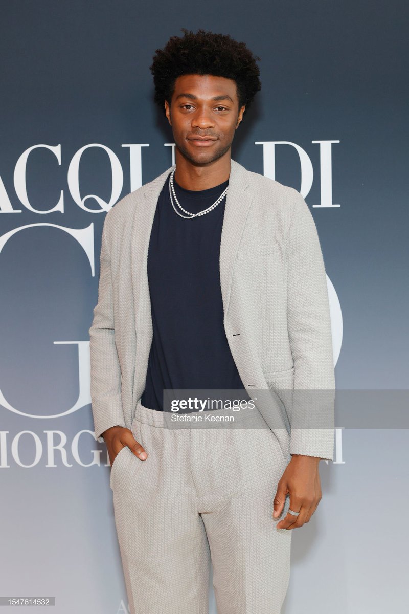 JDavissBrasil's tweet photo. Jonathan Daviss no “ACQUA DI GIO and Gen A”, evento promovido pela Armani Beauty, na noite de ontem (15). https://t.co/zwyJ120HXp