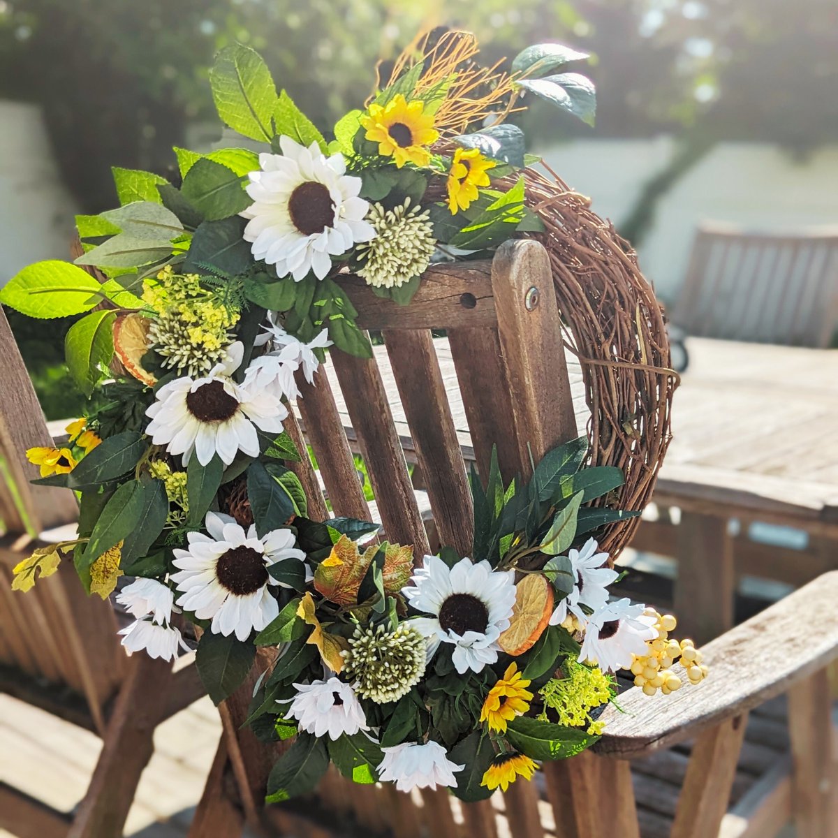 moonlightwreath's tweet photo. Excited to share the latest addition to my #etsy shop: Sunflower Wreath for Front Door, Summer Door wreath, Farmhouse Summer Wreath, Year Round Wall Decor https://t.co/AqF1y8QtlE #white #housewarming #thanksgiving #circle #yellow #sunflower #countryfarmhouse #summer https://t.co/xw6dX7kI2R