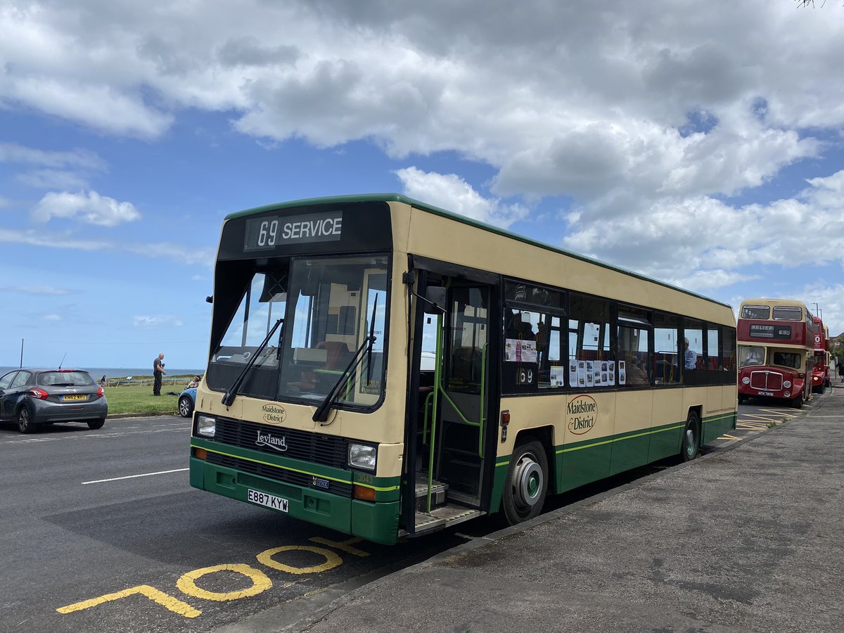 Arrivabus7's tweet photo. A wonderful day out at the Thanet Road Run with 3043 today. The lynx performed faultlessly today, starting off in Ramsgate, through Broadstairs, Margate and Westgate before heading down to Ramsgate. Some lovely sea views and wonderful company for the day, great to see everyone. https://t.co/7wV7Y8Giel