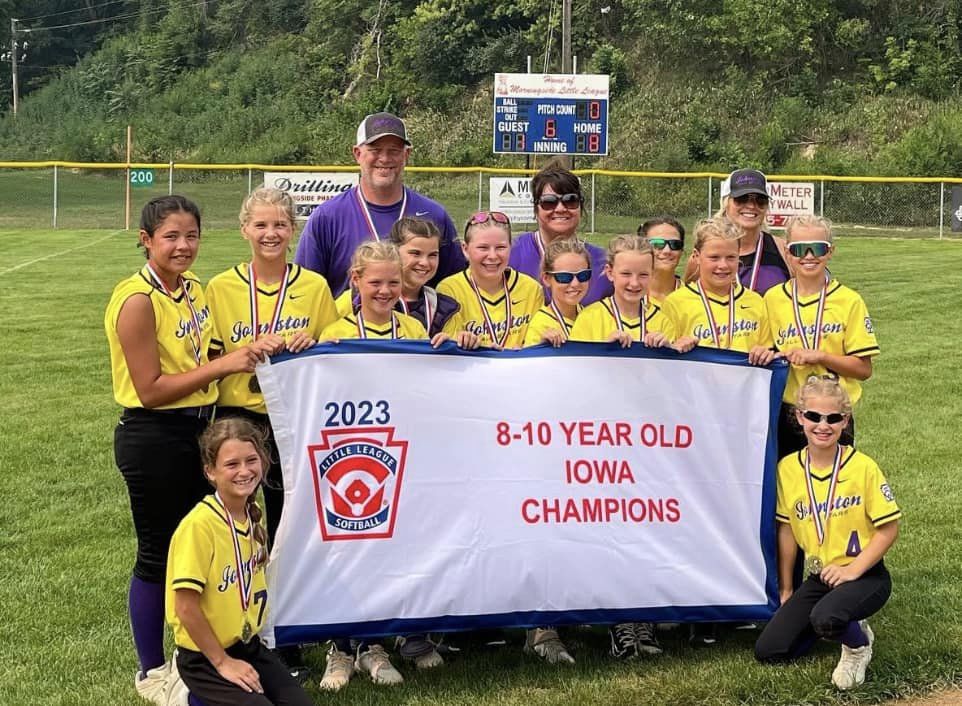 JGSAsoftball's tweet photo. Congrats to the 12U All Stars and to the 10U All Stars! State champions in both divisions! Good luck to the 12U All Stars as they will represent Iowa during the Central Regional Tournament in Indianapolis on July 23-28. #rolldrags https://t.co/aqYnNFaq7S
