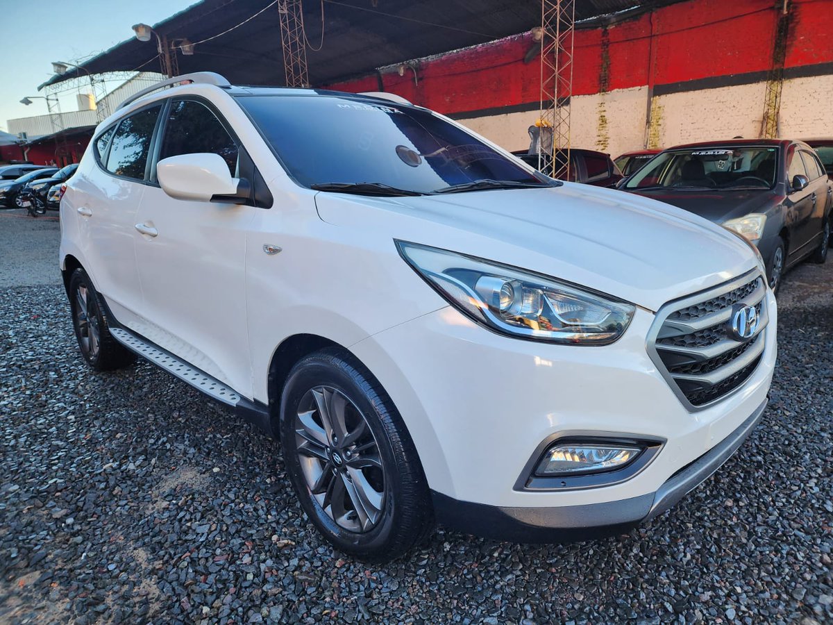 llavepy's tweet image. Vendo Hyundai Tucson
Recién importado 
Año 2015
Motor 2.200 CC 

Más info al wa.me/595961502964 

#automotores #llaveinversionespy