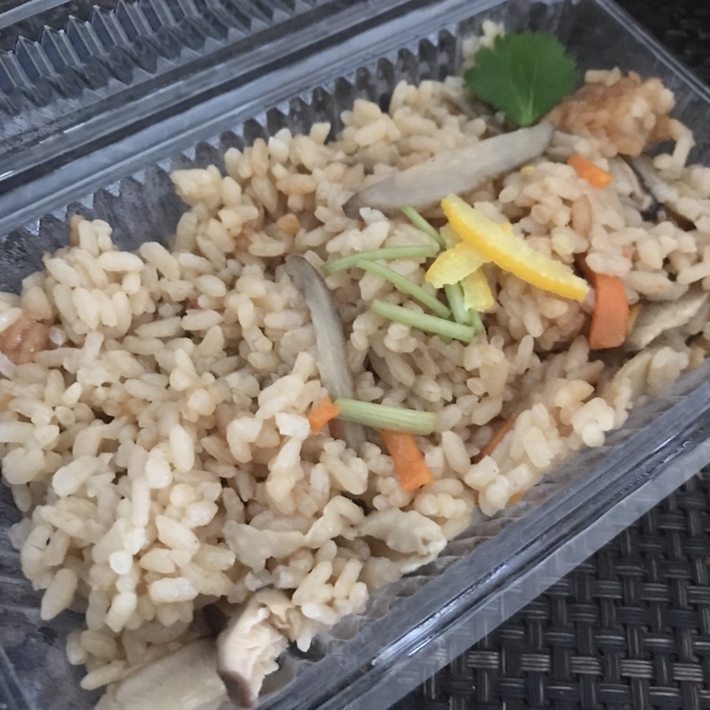Coper21's tweet photo. 炊き込みご飯 
https://t.co/2atxAUAeXZ #tabelog https://t.co/JlGs3f9nHi
