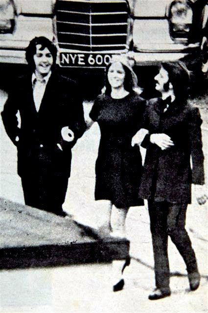 RT @thinkmacca: Paul McCartney, Linda McCartney, and Ringo Starr https://t.co/NGHZ4P2xMX