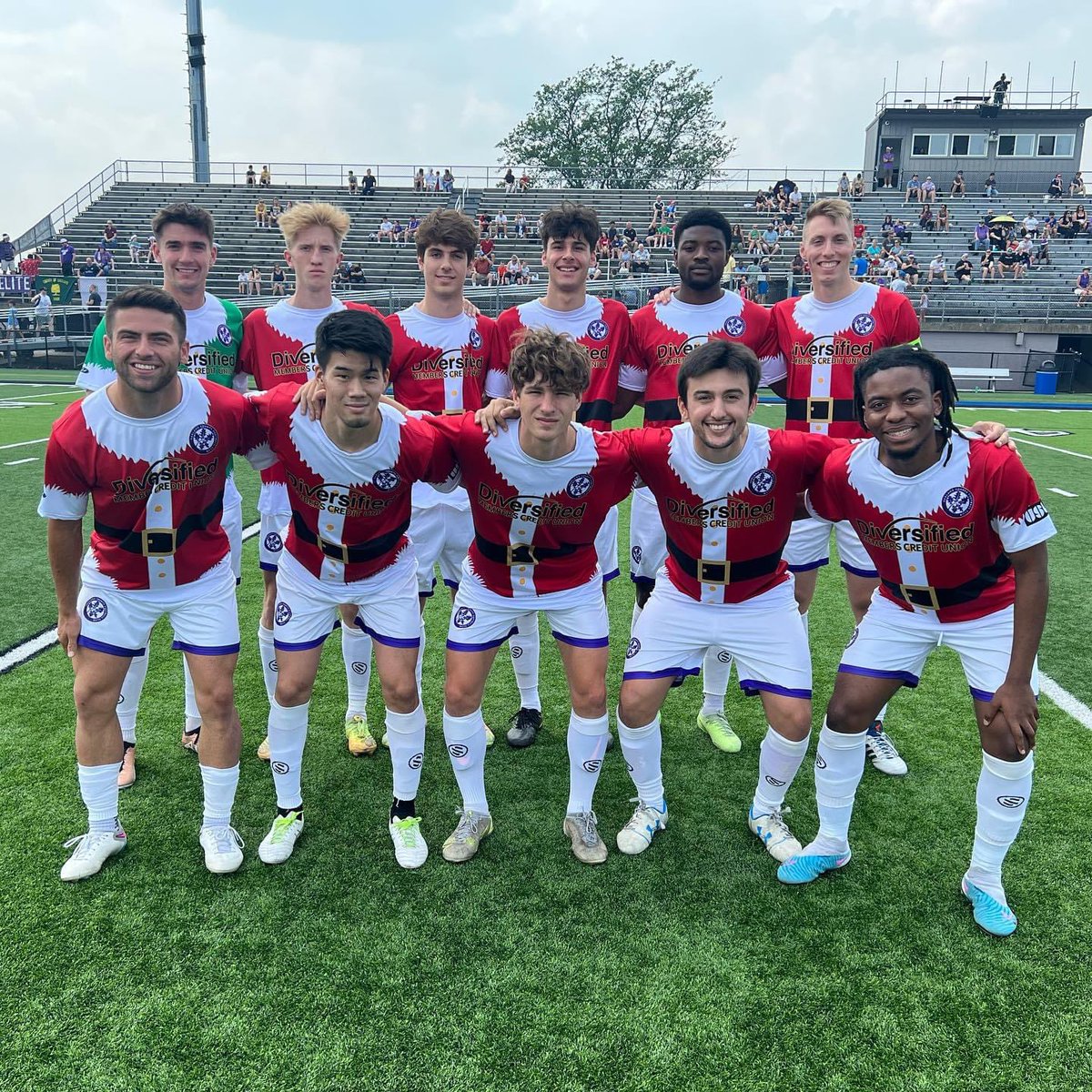 Tonight’s <a href="/OaklandCountyFC/">Oakland County FC</a> match was one to remember! The theme of the match was Christmas in July and the team sure showed up in style for it. 

A round of Santa-plause because OCFC won 3-2! 👏🎅🏾🎄