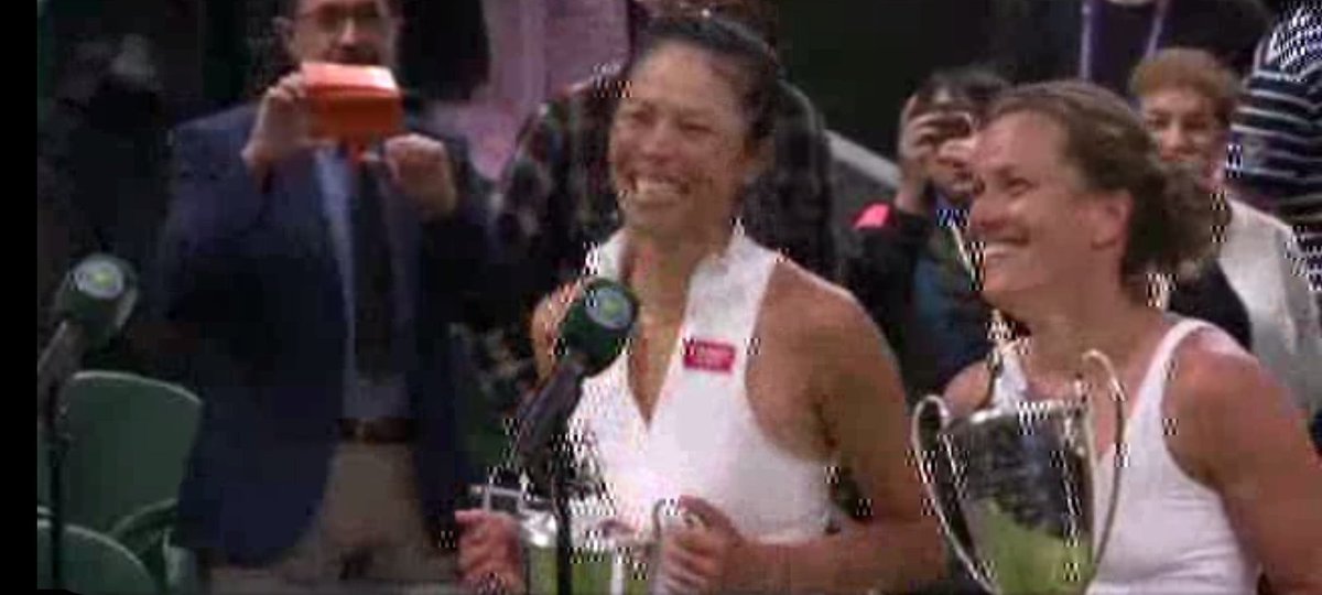 BeGo_Roxana tweet media