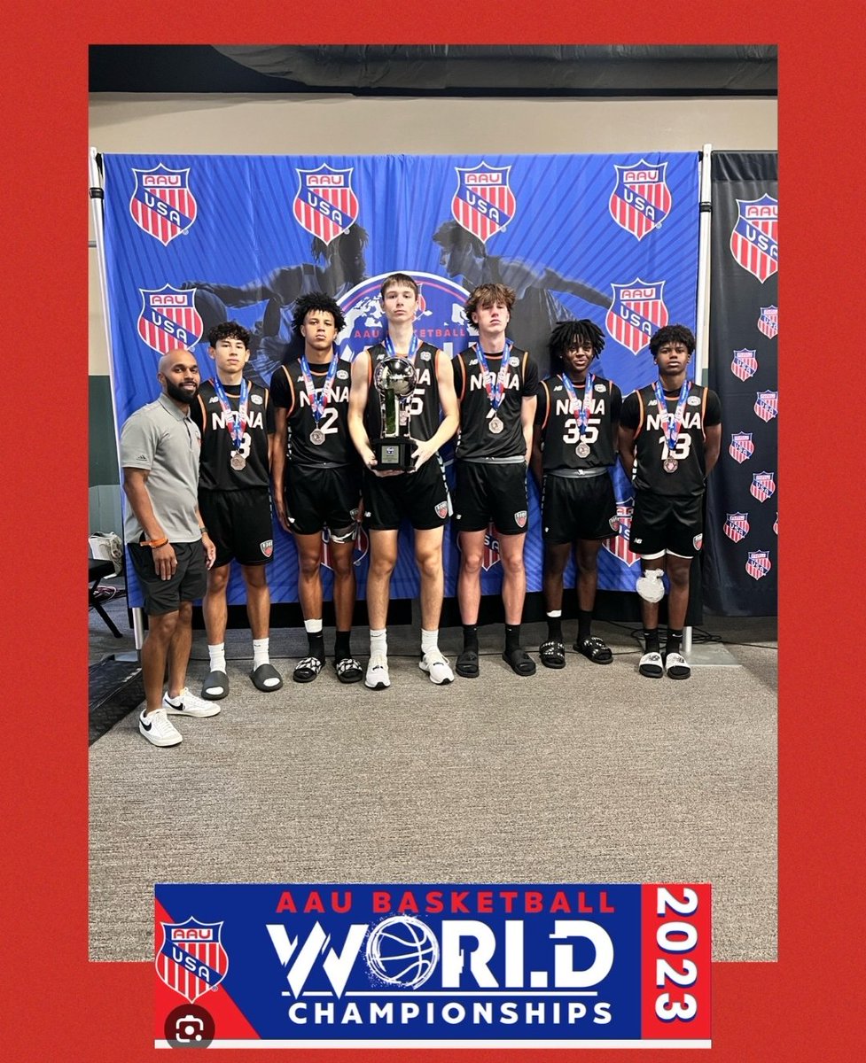 Great job this weekend to our 9th grade playing up in the D2 DIVISION at World Championship and placing 3rd .🧡🖤