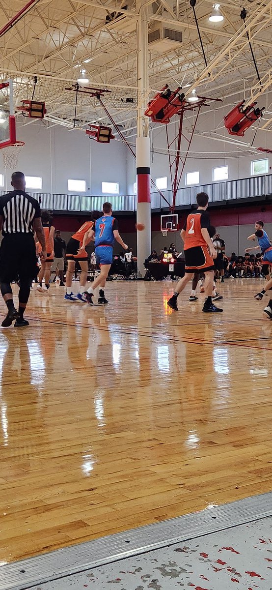 NonaBasketball's tweet photo. Great job to our 10th grade boys at the Big House Battle this weekend 🧡🖤 https://t.co/OsfEeJyHyO