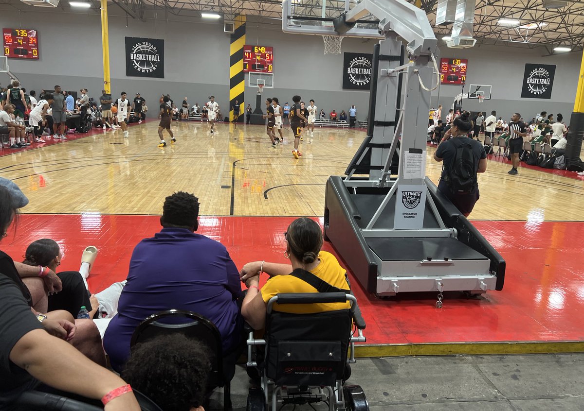 𝒜𝓃𝒹𝓇ℯ𝓌 𝒮𝓁𝒶𝓉ℯ𝓇 tweet media