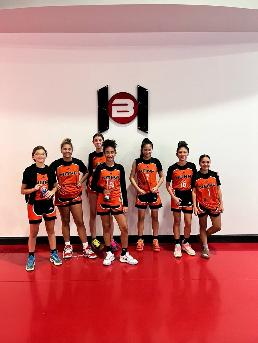 Great job ladies and coaches this weekend at Big House Battle 🧡🖤