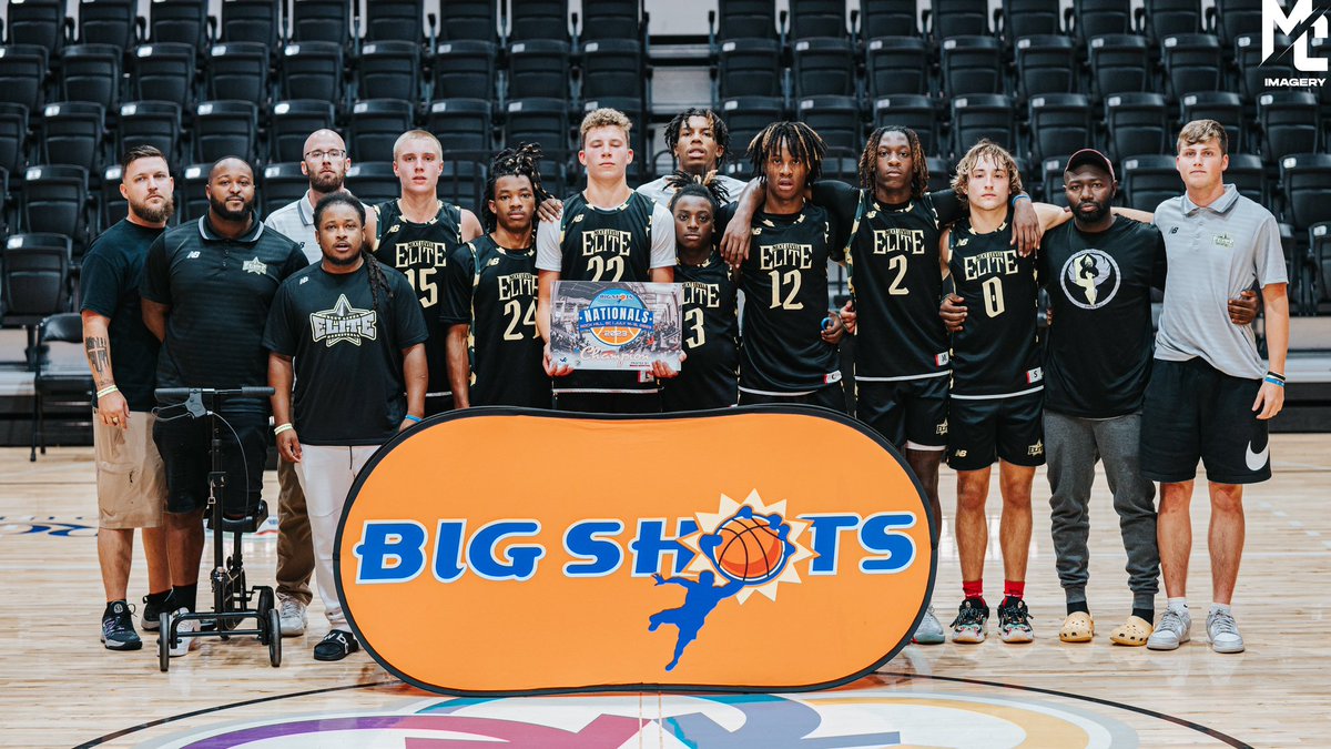 BIG SH🏀TS tweet media