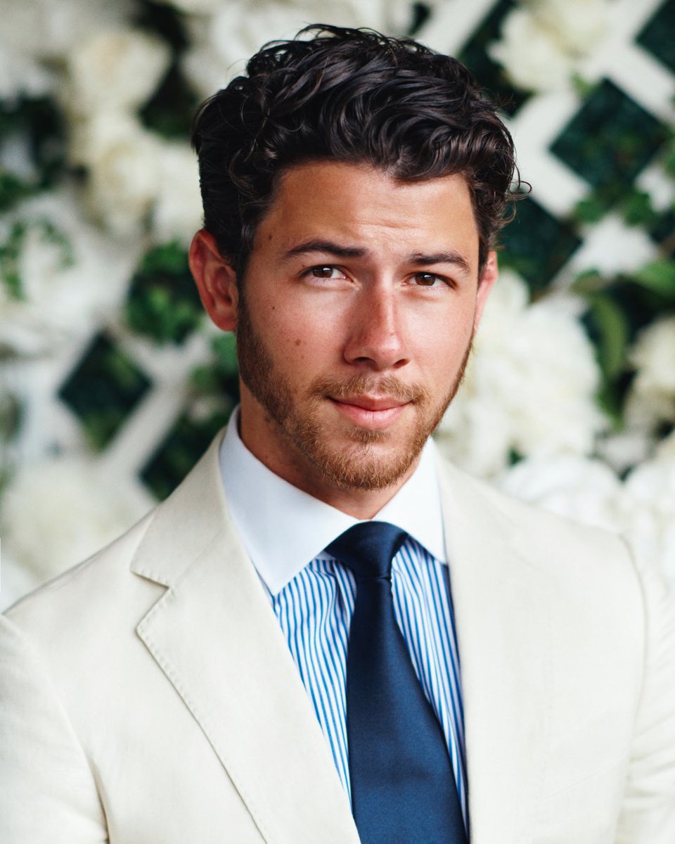 JonasBrosBros's tweet photo. NICK JONAS. https://t.co/SkyX1T95U1