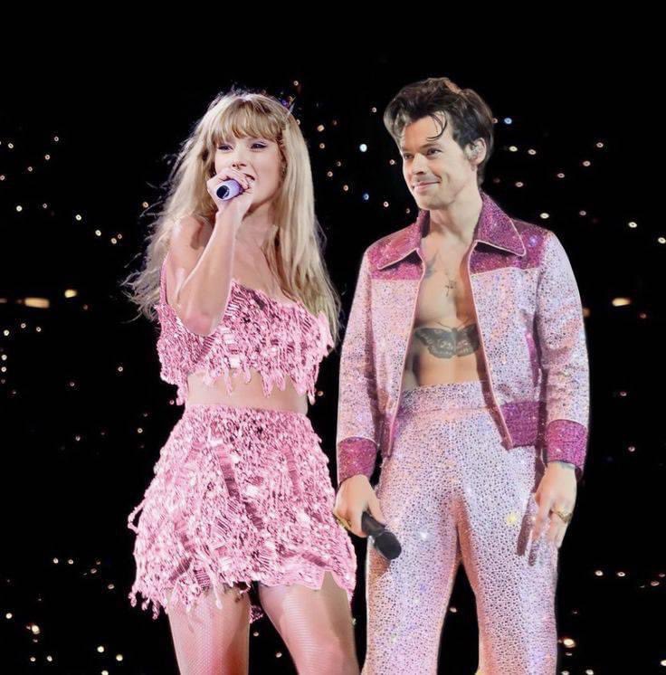 harrysflor's tweet photo. two tickets to barbie pls https://t.co/oX25b3iK1w