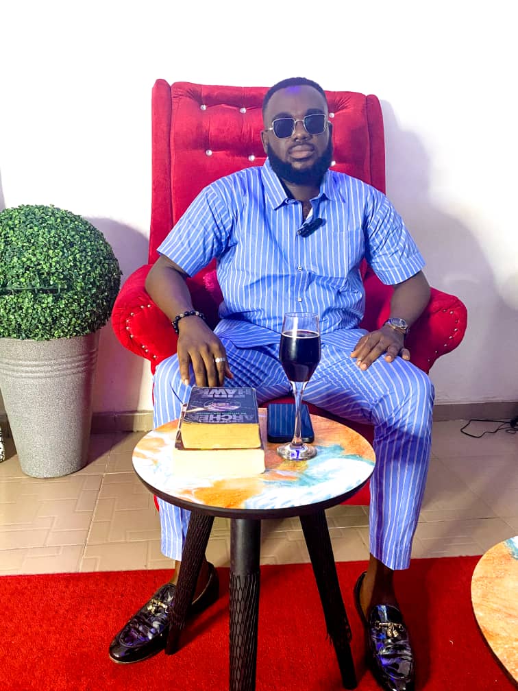jollofdaddy's tweet photo. Count down to the premiere of my podcast/talkshow.

Few hours to go.... ❤️🥂 https://t.co/vq7eOaAj5W