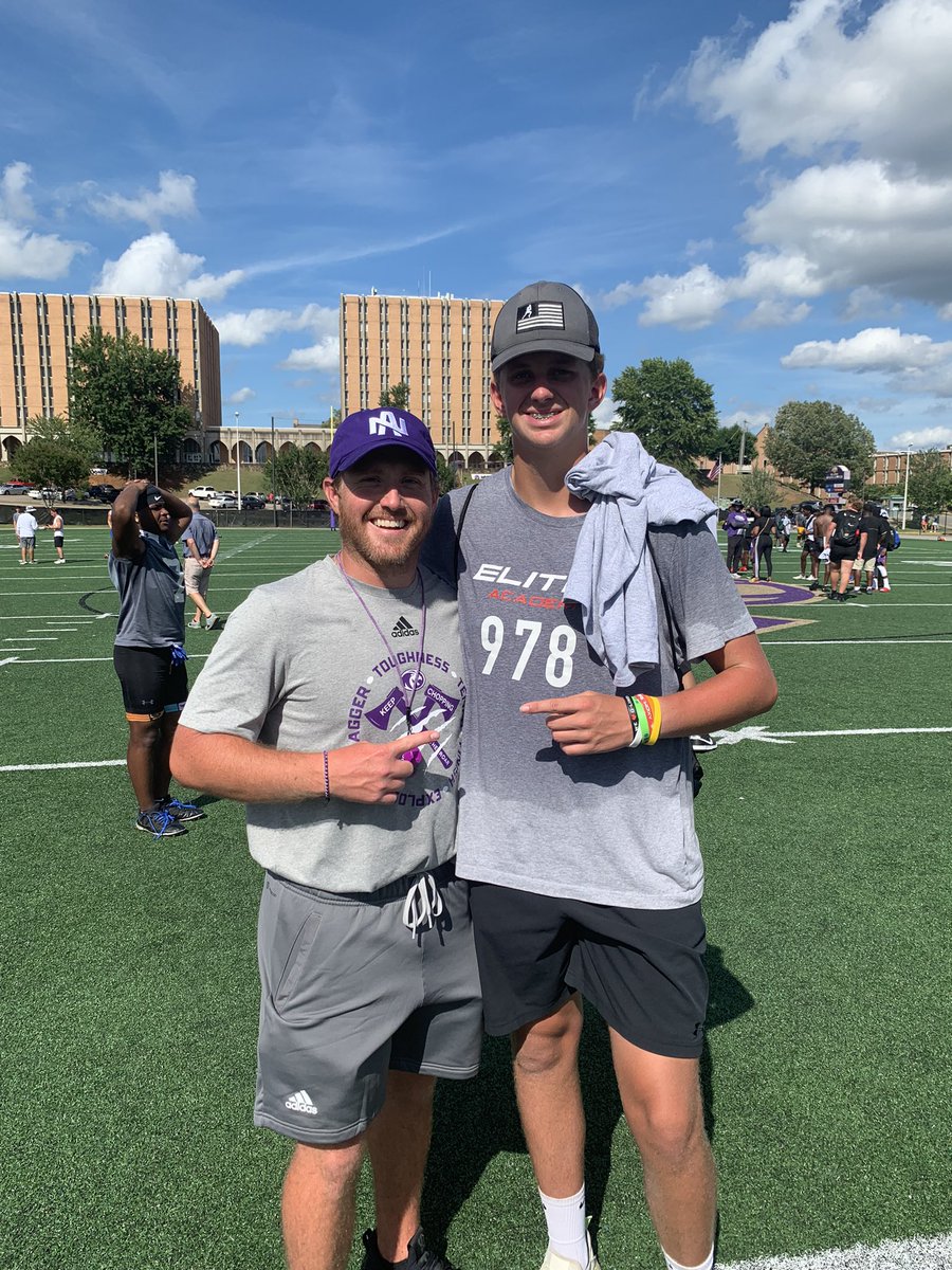 Enjoyed competing at the <a href="/UNAFootball/">North Alabama Football</a> camp this weekend. Look forward to visiting the campus again. <a href="/BrentDearmon/">Brent Dearmon</a> <a href="/Jake_Bentley_/">Jake Bentley</a> <a href="/CoachCruce/">Morgan Cruce</a> <a href="/GHSWaveFootball/">Gallatin Green Wave Football</a>