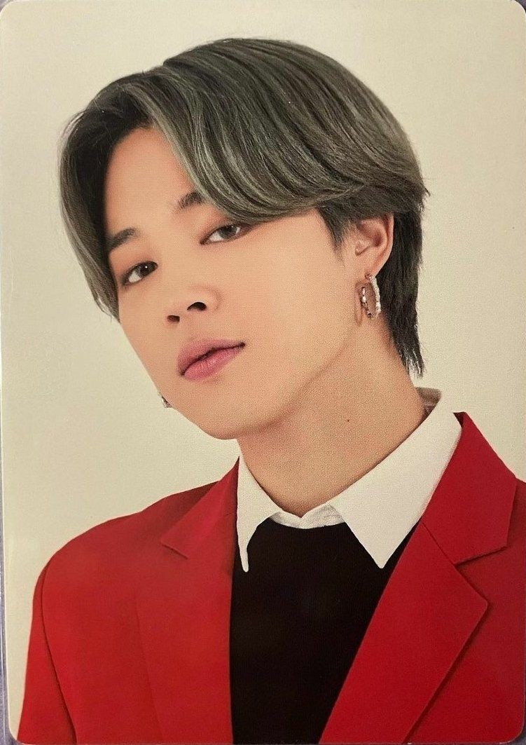 beyondtheakward's tweet photo. Jimin The Wings Tour Holographic photocard
Jimin Mots On:e tour concert hologram acrylic poster photocard scan
#btsscan #btsphotocard #jiminphotocard https://t.co/mZQgA8alwl
