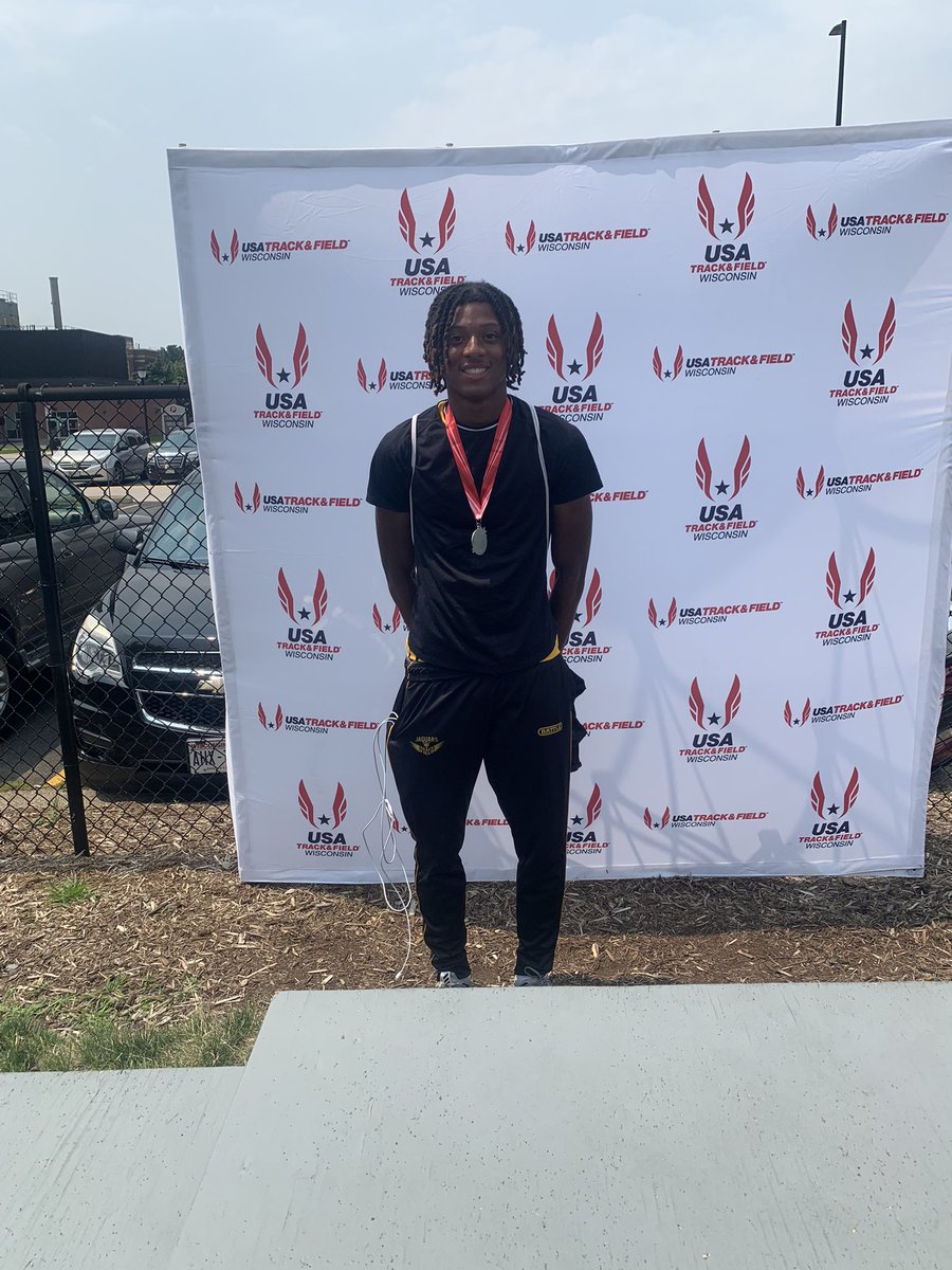 DavieianW's tweet image. #2 in the region 46’3 @TrkGuy402 @LSEAthletics