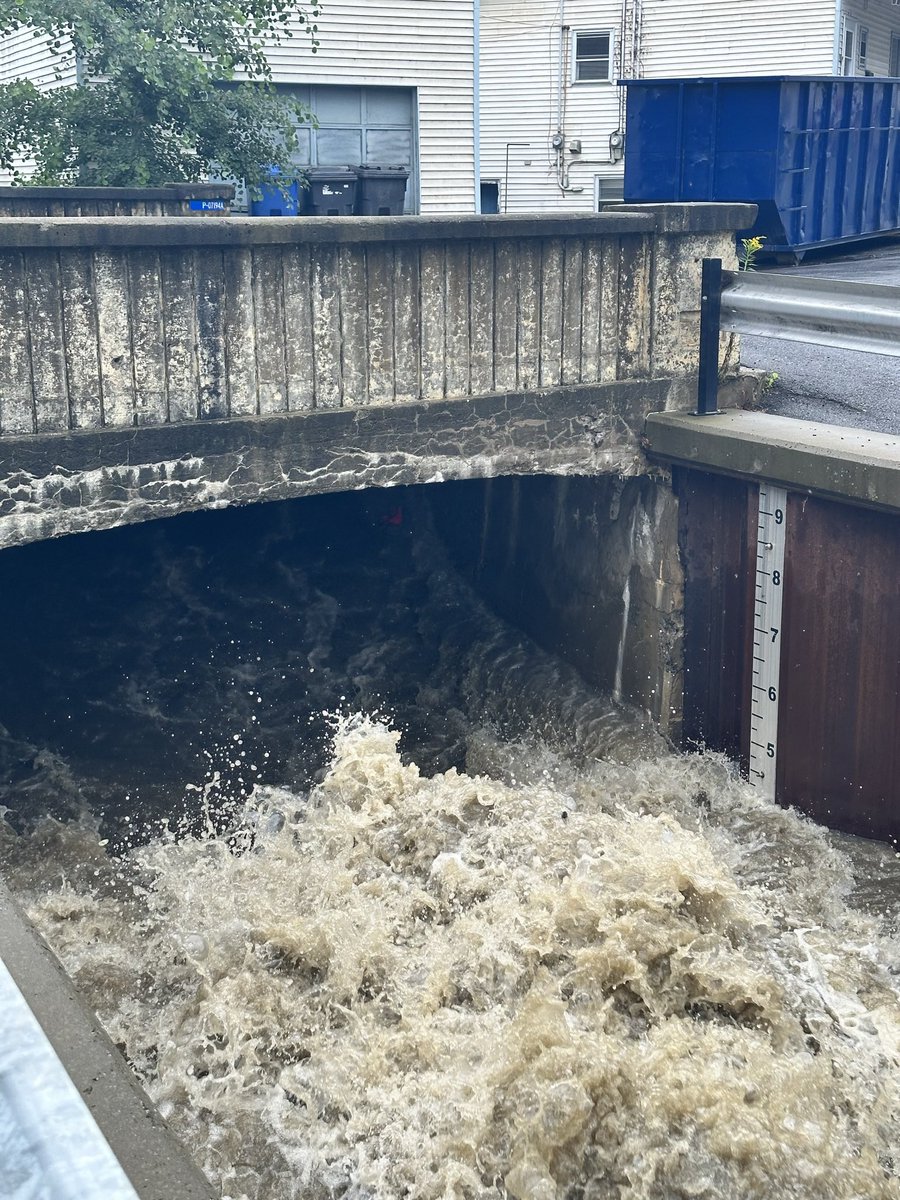 RaynaldDrolet's tweet photo. #Coaticook #flood #Meteo https://t.co/g3qBSgjql2