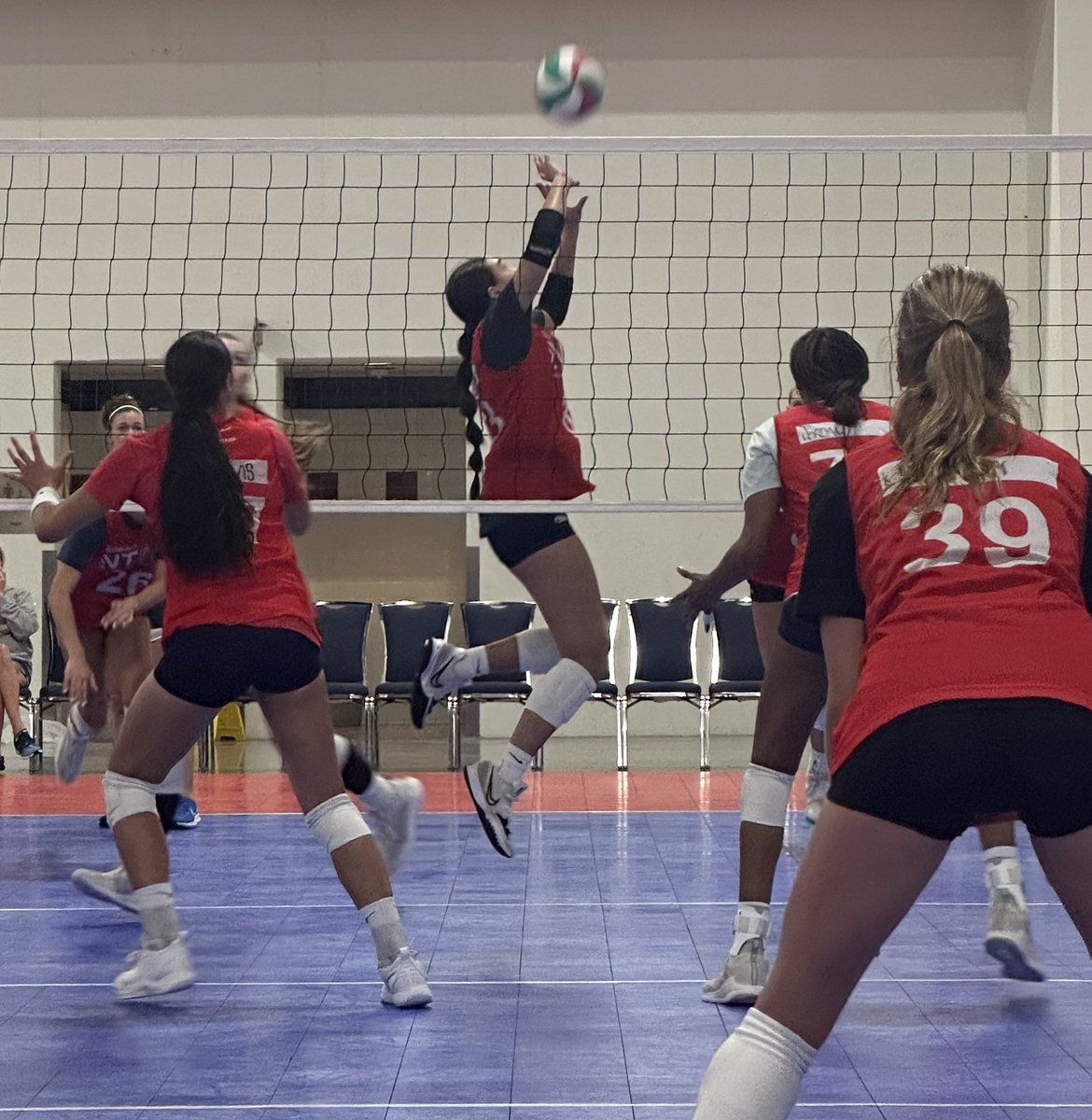 Ankerstar's tweet photo. 🔥🔥🔥 @alexaankerstar at NTDP Summer 2023. @AustinJuniors @RoundRockVB @PrepDig @PrepVolleyball @FlxAtx https://t.co/yxKRiGFuop
