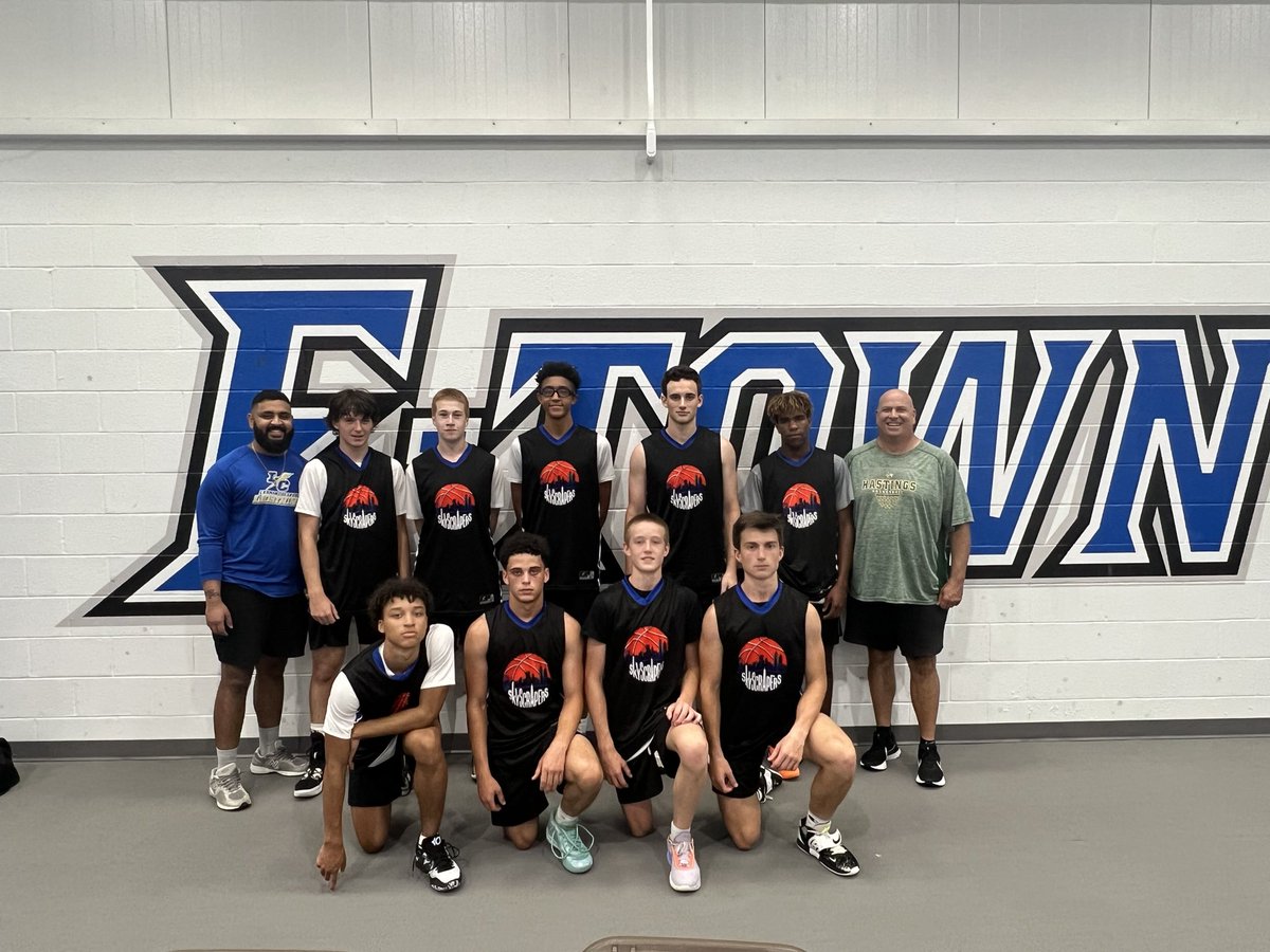 Outstanding weekend experience for the Boys <a href="/BlueJaysMBB/">E-town Basketball</a> Team Camp. Where else can you get 7 competitive games, outstanding food and the overnight dorm experience for the players. Special thanks to <a href="/BrittMoore_/">Britt Moore</a> <a href="/Avanzelst10/">Adam Van Zelst</a> <a href="/CoachRyanVZ/">Ryan Van Zelst</a> for all their hospitality !